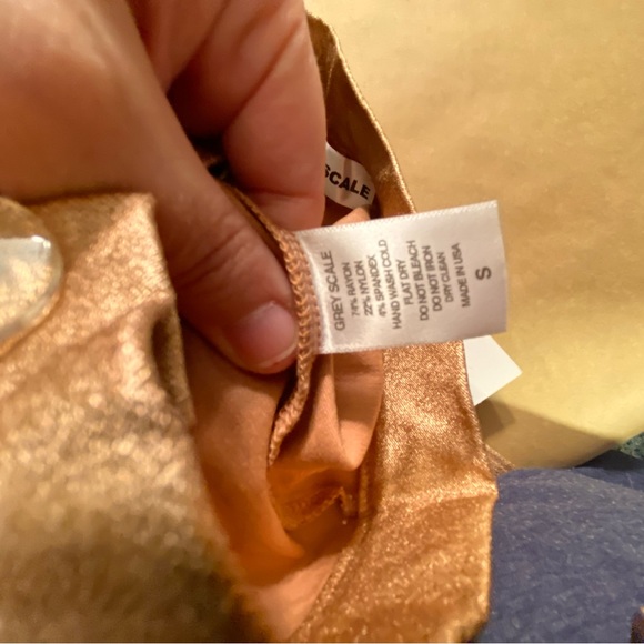 Women’s Grayscale pants, Small. - Picture 4 of 5